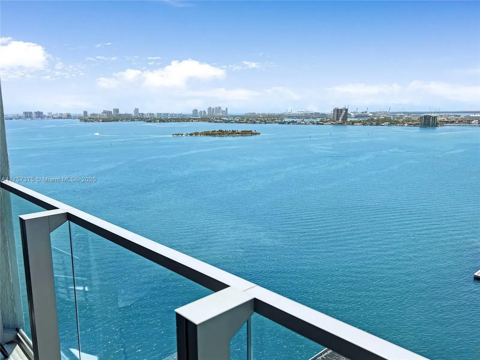 2900 NE 7th Ave # 2008, Miami FL 33137 photo 2