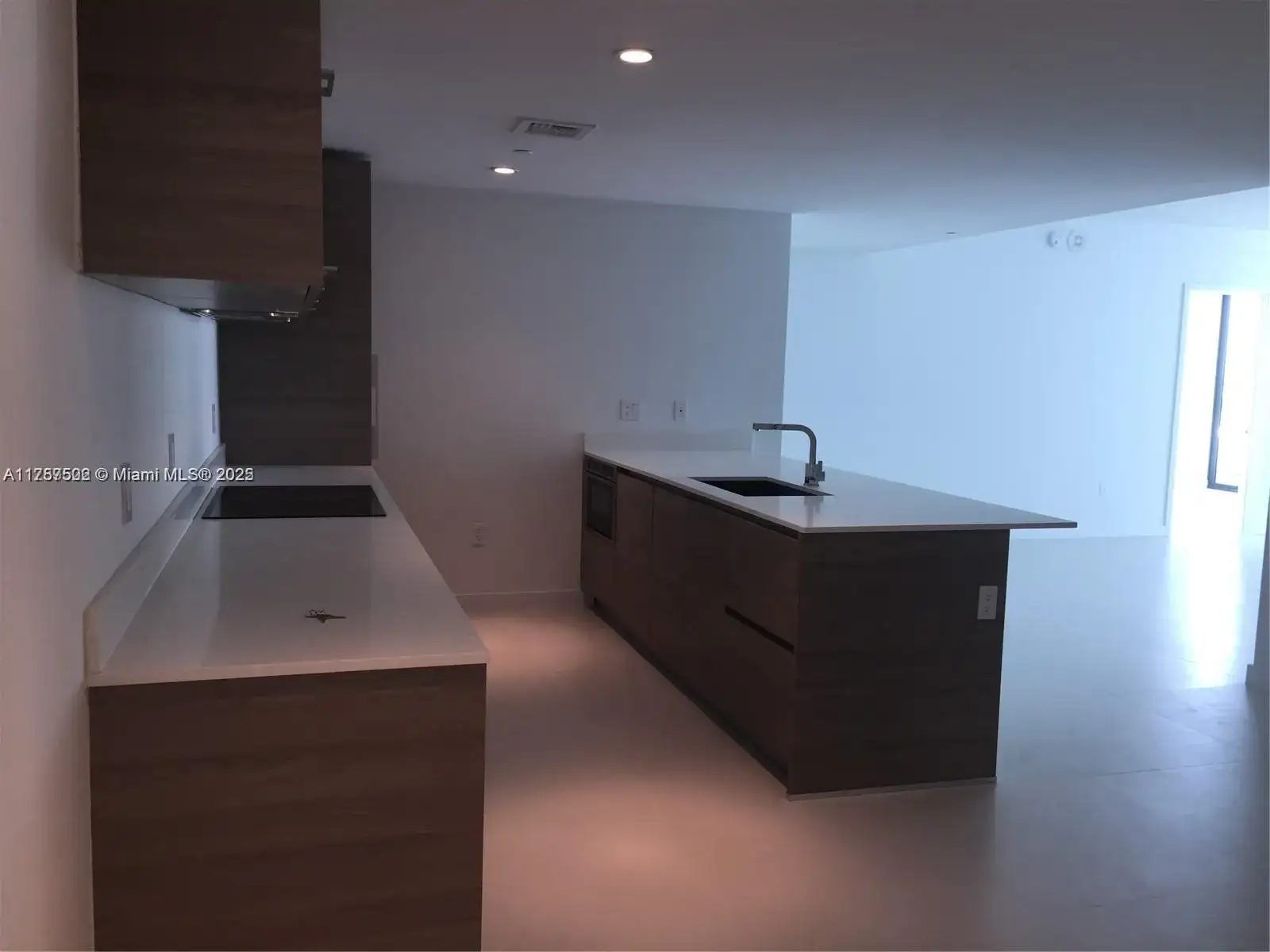 1300 S Miami Ave # 1910, Miami FL 33130 photo 2