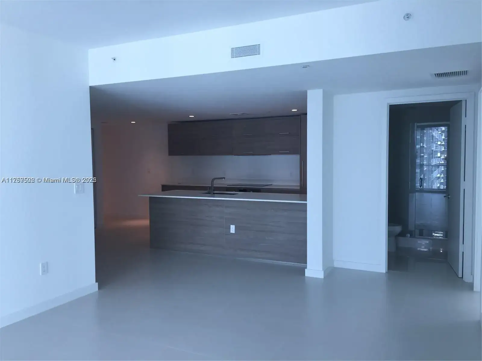1300 S Miami Ave # 1910, Miami FL 33130 photo 3