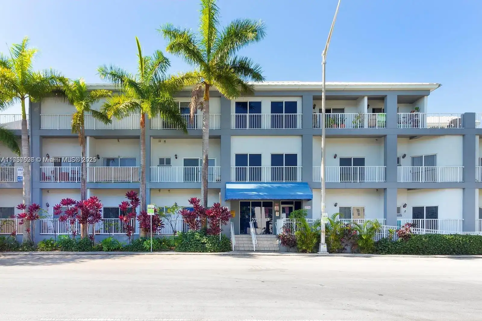 2734 Bird Ave # 310, Miami FL 33133 photo 2