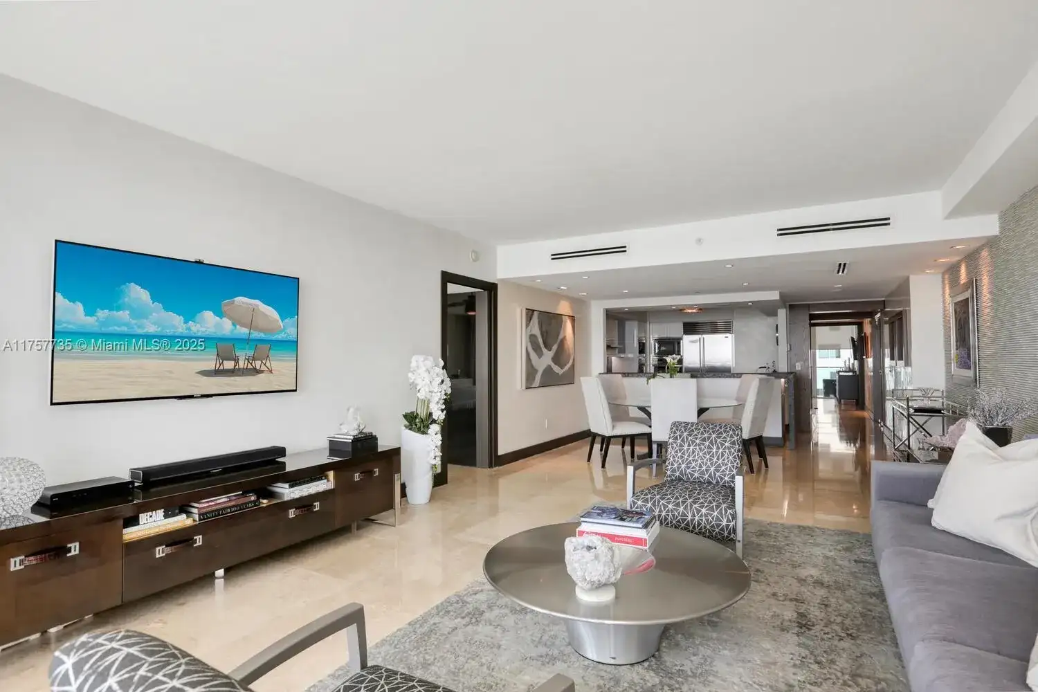 1331 Brickell Bay Dr # 1905, Miami FL 33131 photo 4