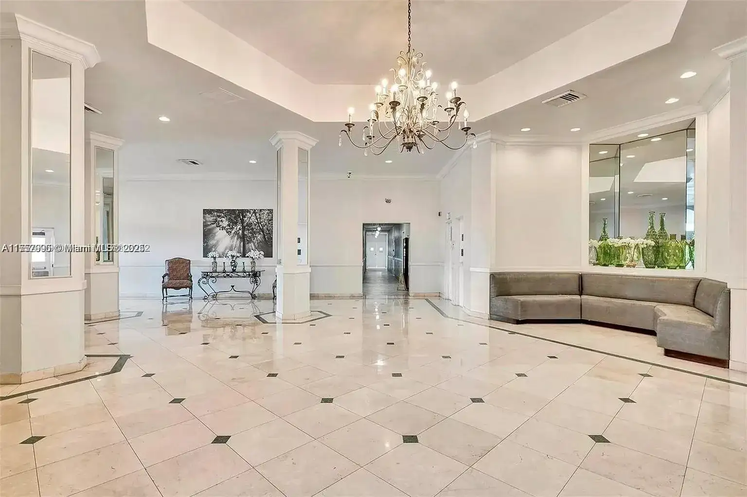 1301 NE Miami Gardens Dr # 916W, Miami FL 33179 photo 2