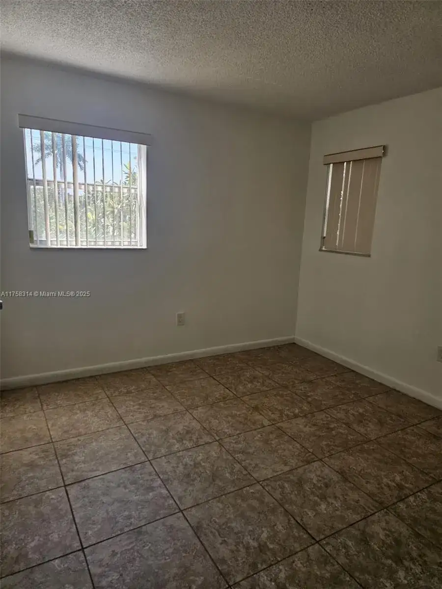 2900 N Pine Island Rd # 212, Sunrise FL 33322 photo 2