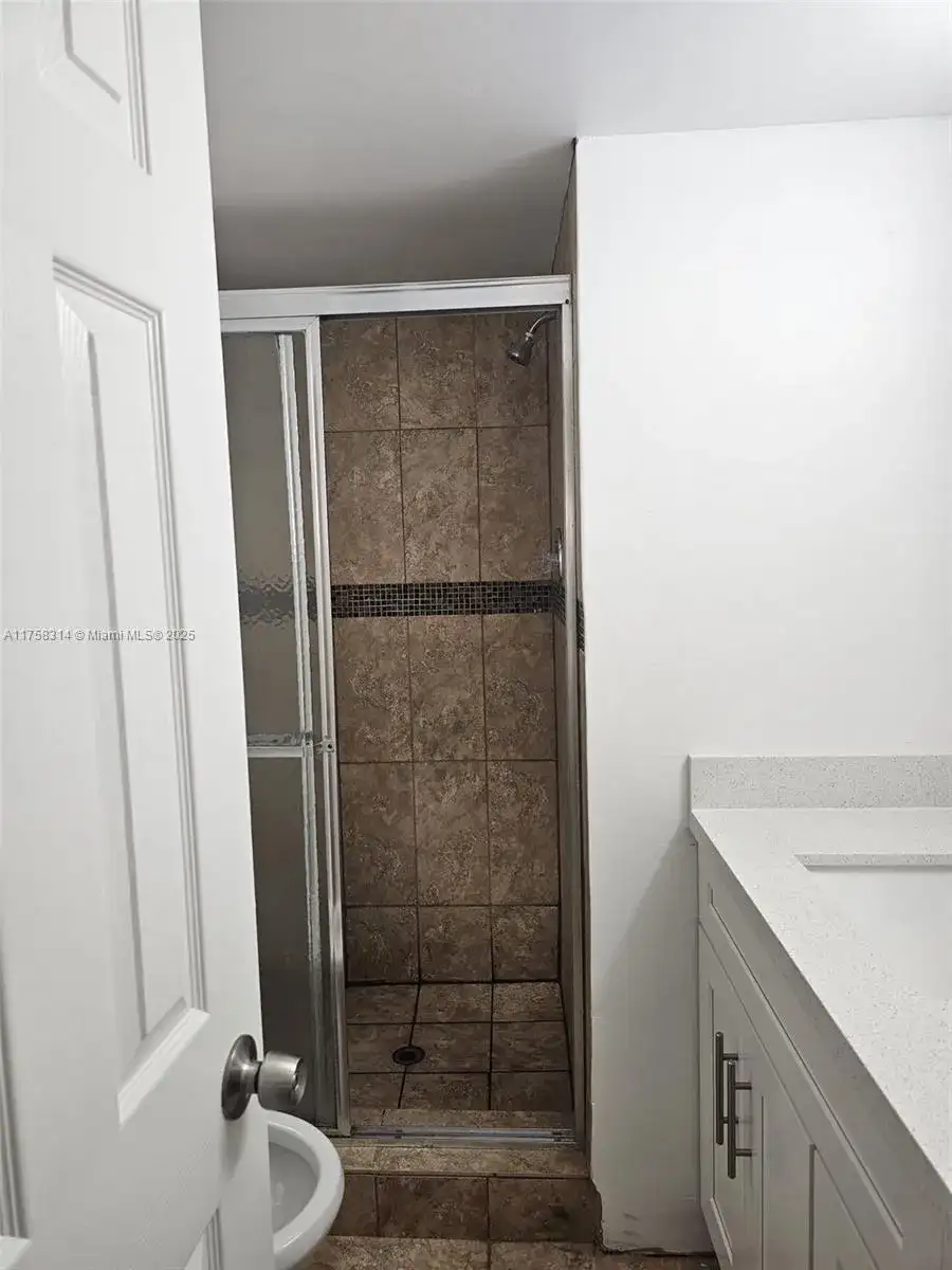 2900 N Pine Island Rd # 212, Sunrise FL 33322 photo 5