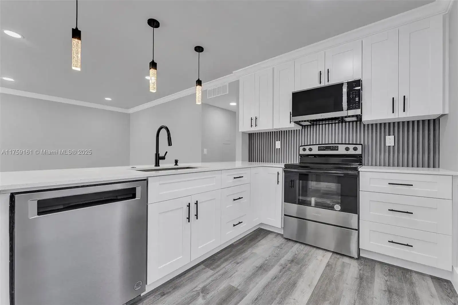 38 Flanders A # 38, Delray Beach FL 33484 photo 4