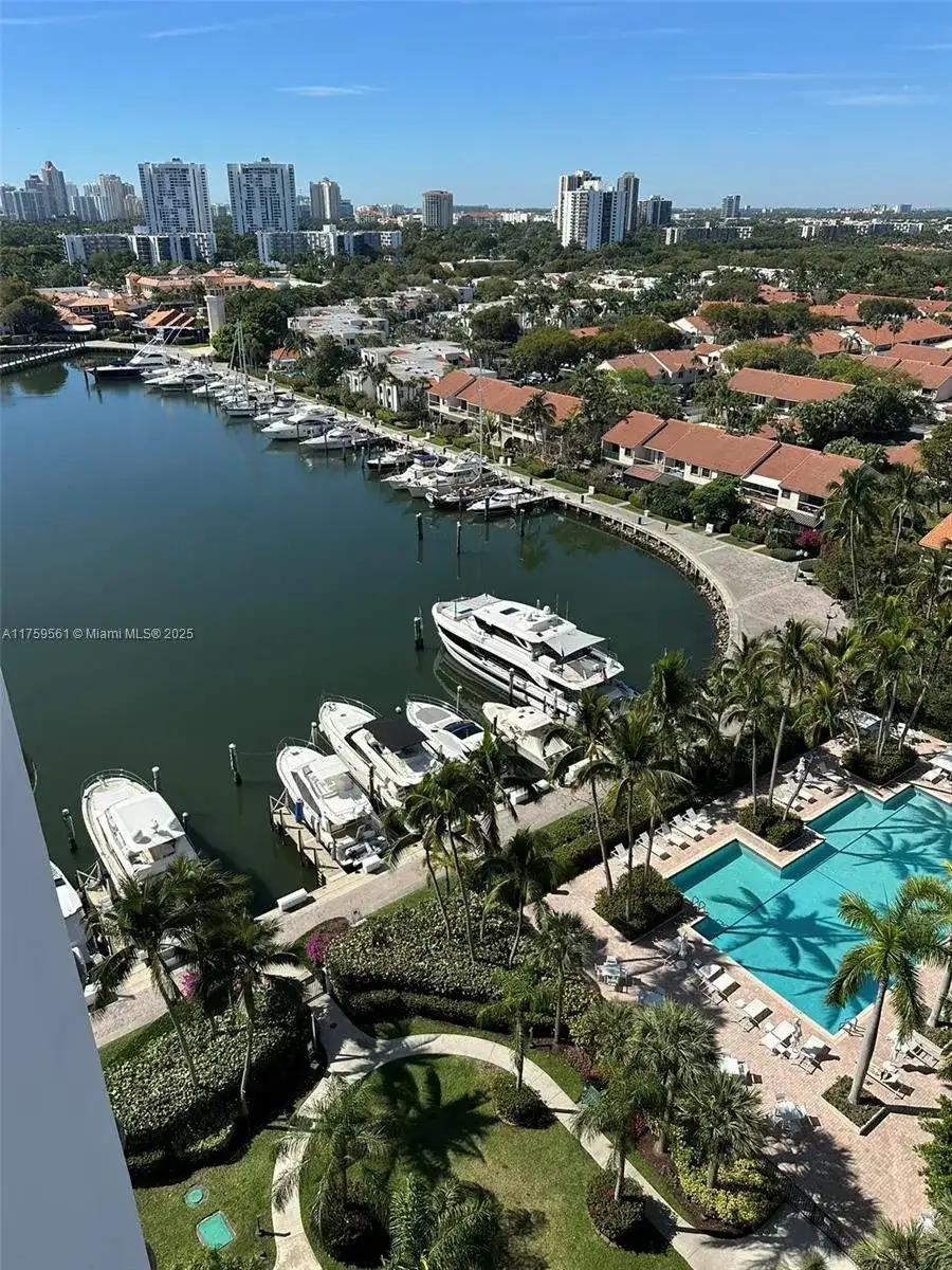 3610 Yacht Club Dr, Aventura FL 33180 photo 4