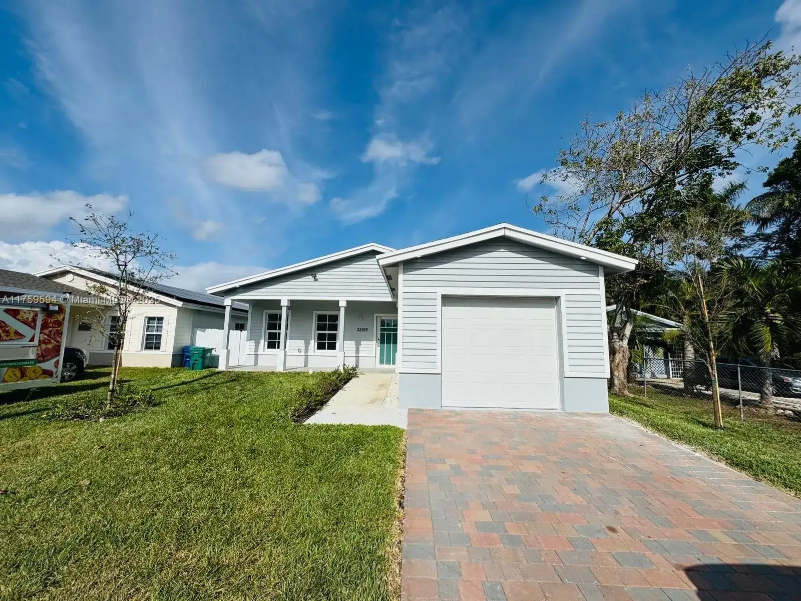 22195 Miami Ave, Goulds FL 33170 photo 2