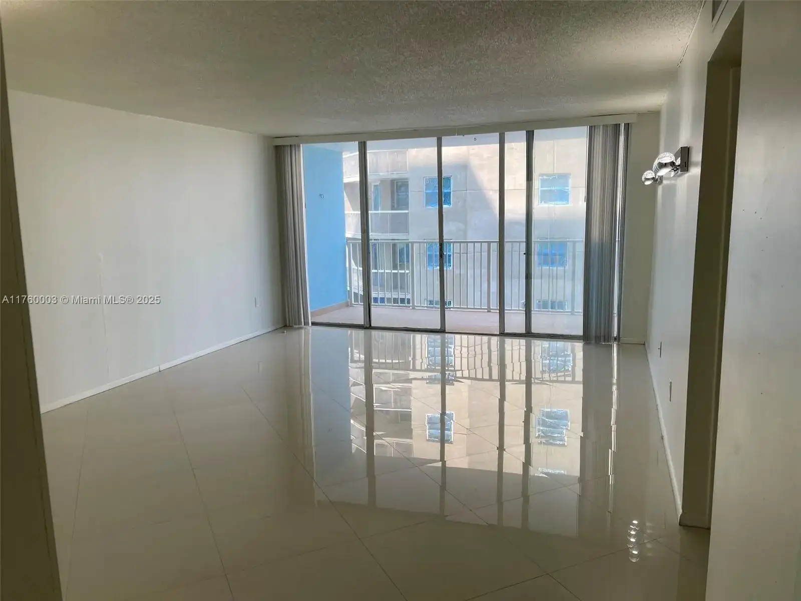5838 Collins Ave # 3D, Miami Beach FL 33140 photo 3
