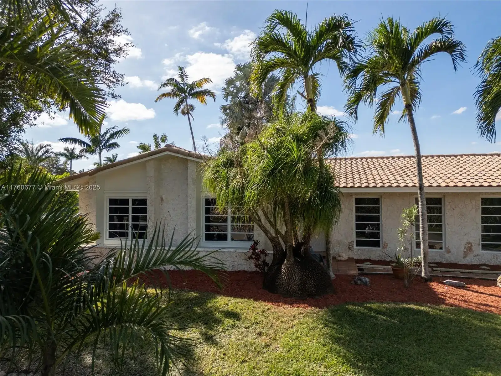 18200 SW 86th Ave, Palmetto Bay FL 33157 photo 2