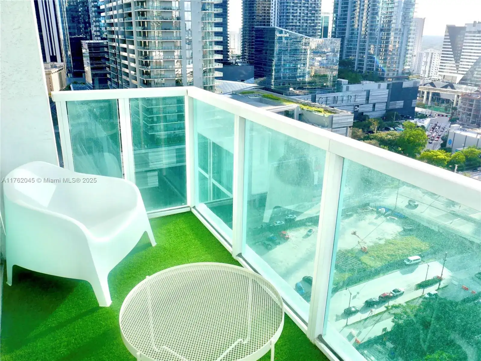 31 SE 5th St # 2611, Miami FL 33131 photo 5