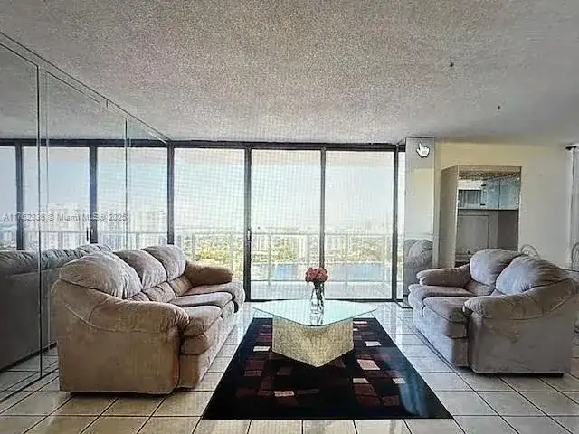 3625 N Country Club Dr # 2601, Aventura FL 33180 photo 2