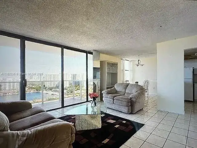 3625 N Country Club Dr # 2601, Aventura FL 33180 photo 3