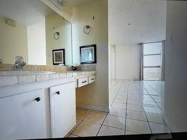 3625 N Country Club Dr # 2601, Aventura FL 33180 photo 5