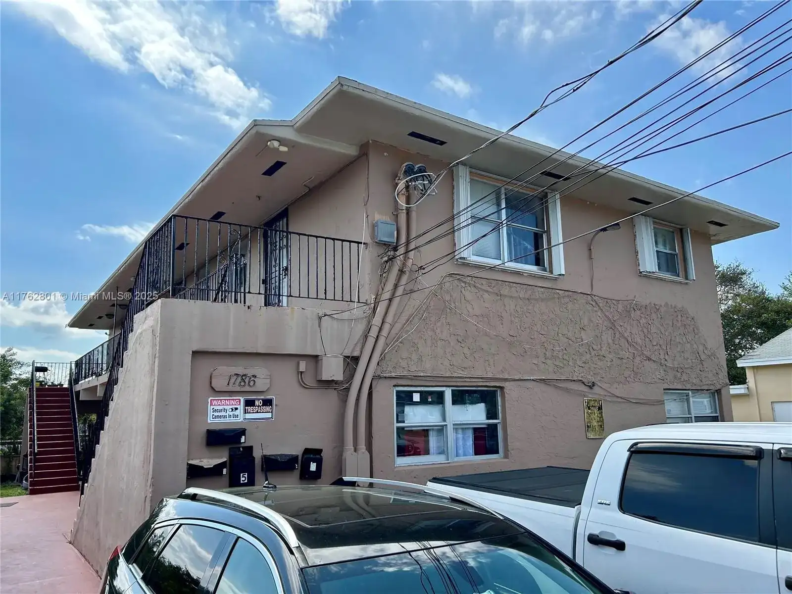 ali baba ave, Opa-Locka FL 33054 photo 3