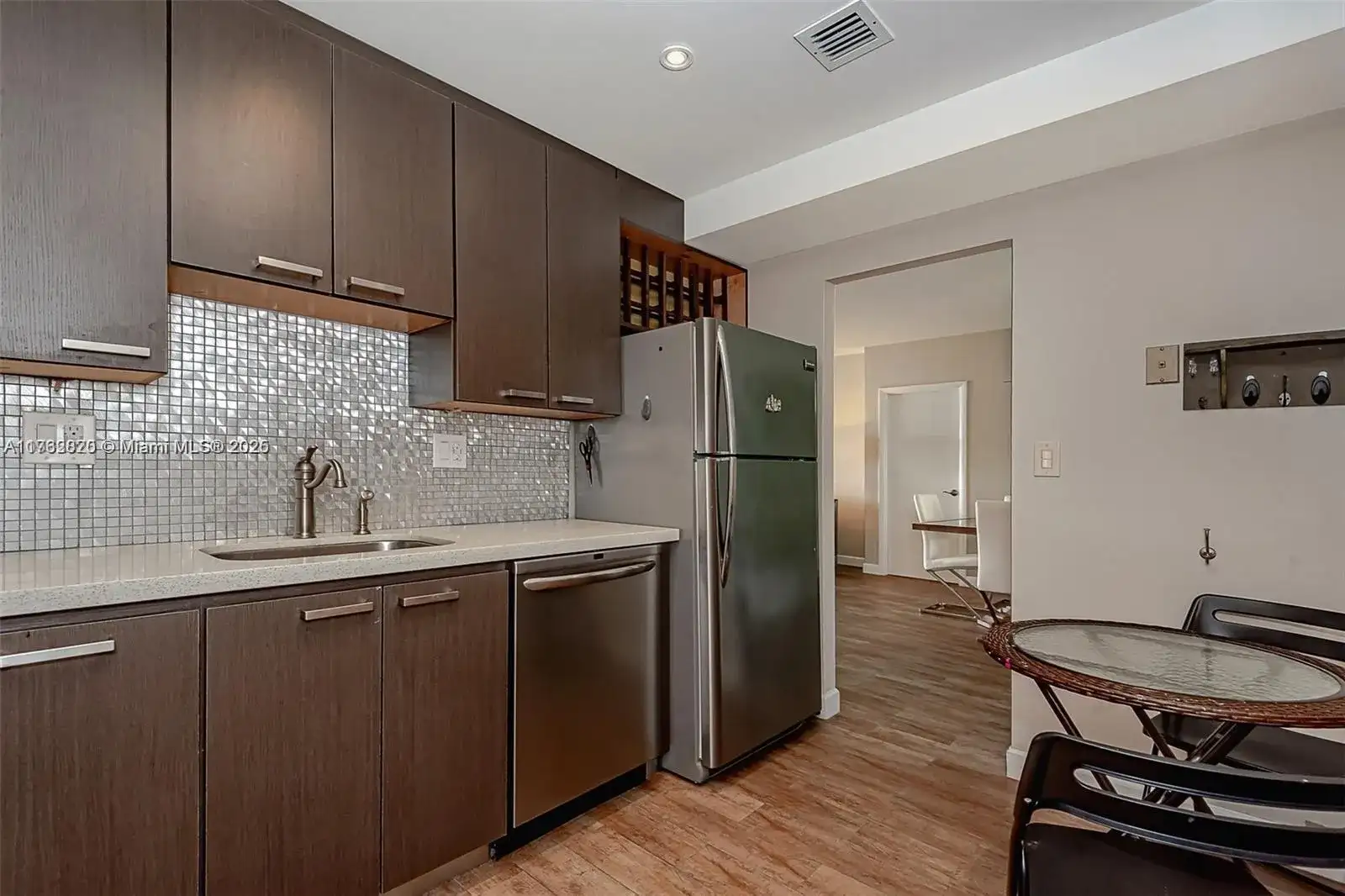 500 Bayview Dr # 420, Sunny Isles Beach FL 33160 photo 2