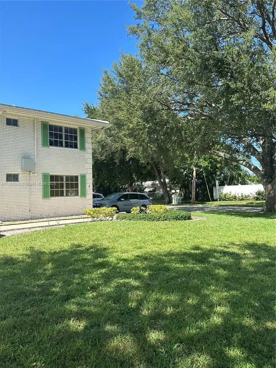 1851 NE 62nd St # 504, Fort Lauderdale FL 33308 photo 3