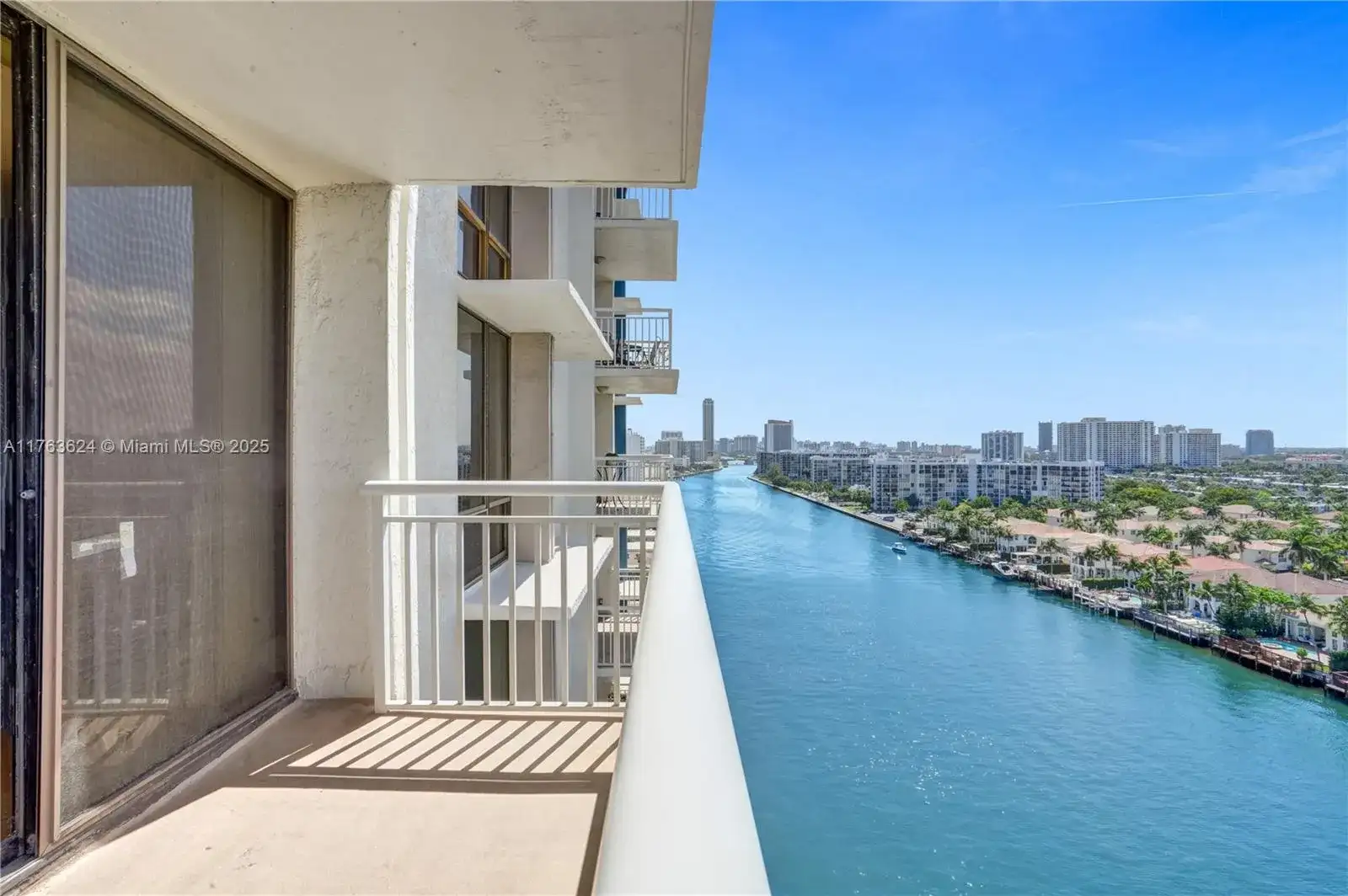 1600 S Ocean Dr # 15B, Hollywood FL 33019 photo 2