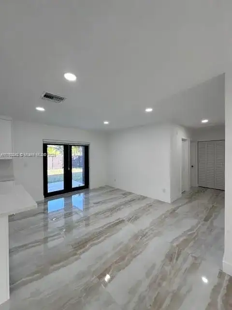 19823 SW 119th Ct, Miami FL 33177 photo 5