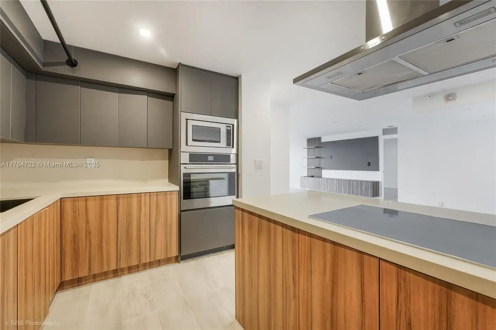 1000 Quayside Ter # 903, Miami FL 33138 photo 3