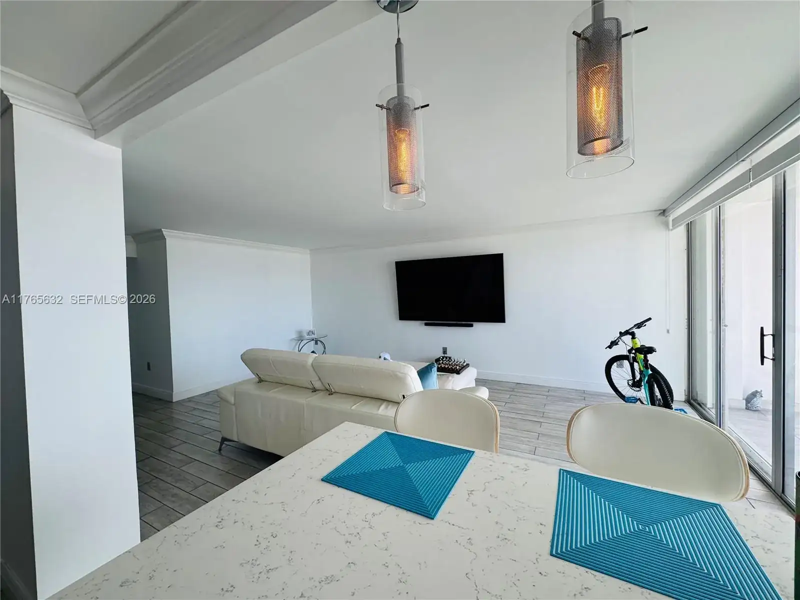 18031 Biscayne Blvd # 1001, Aventura FL 33160 photo 5