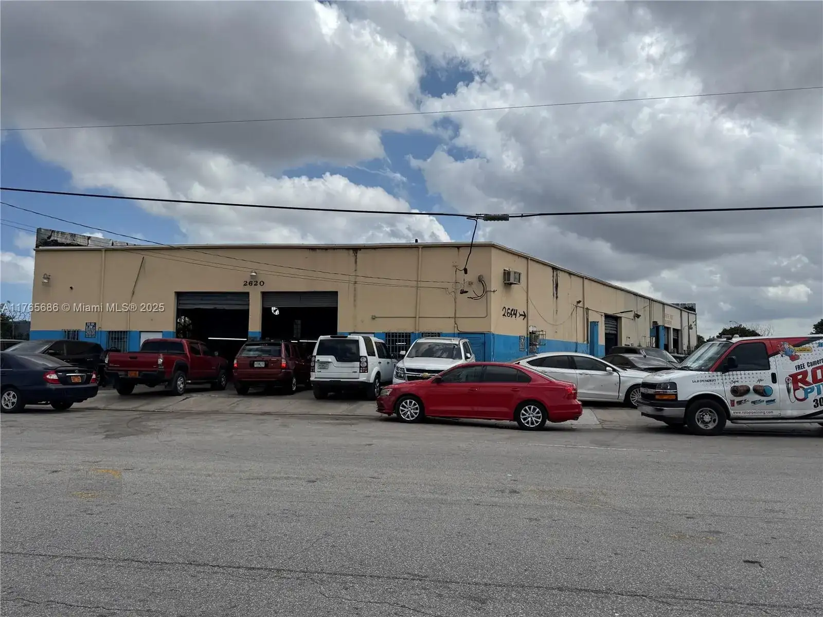 2620 SW Ali Baba Ave, Opa-Locka FL 33054 photo 2