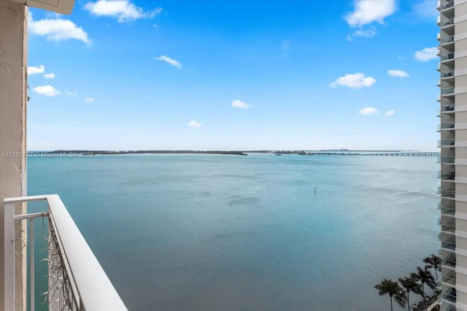 770 Claughton Island Dr # 1614, Miami FL 33131 photo 3