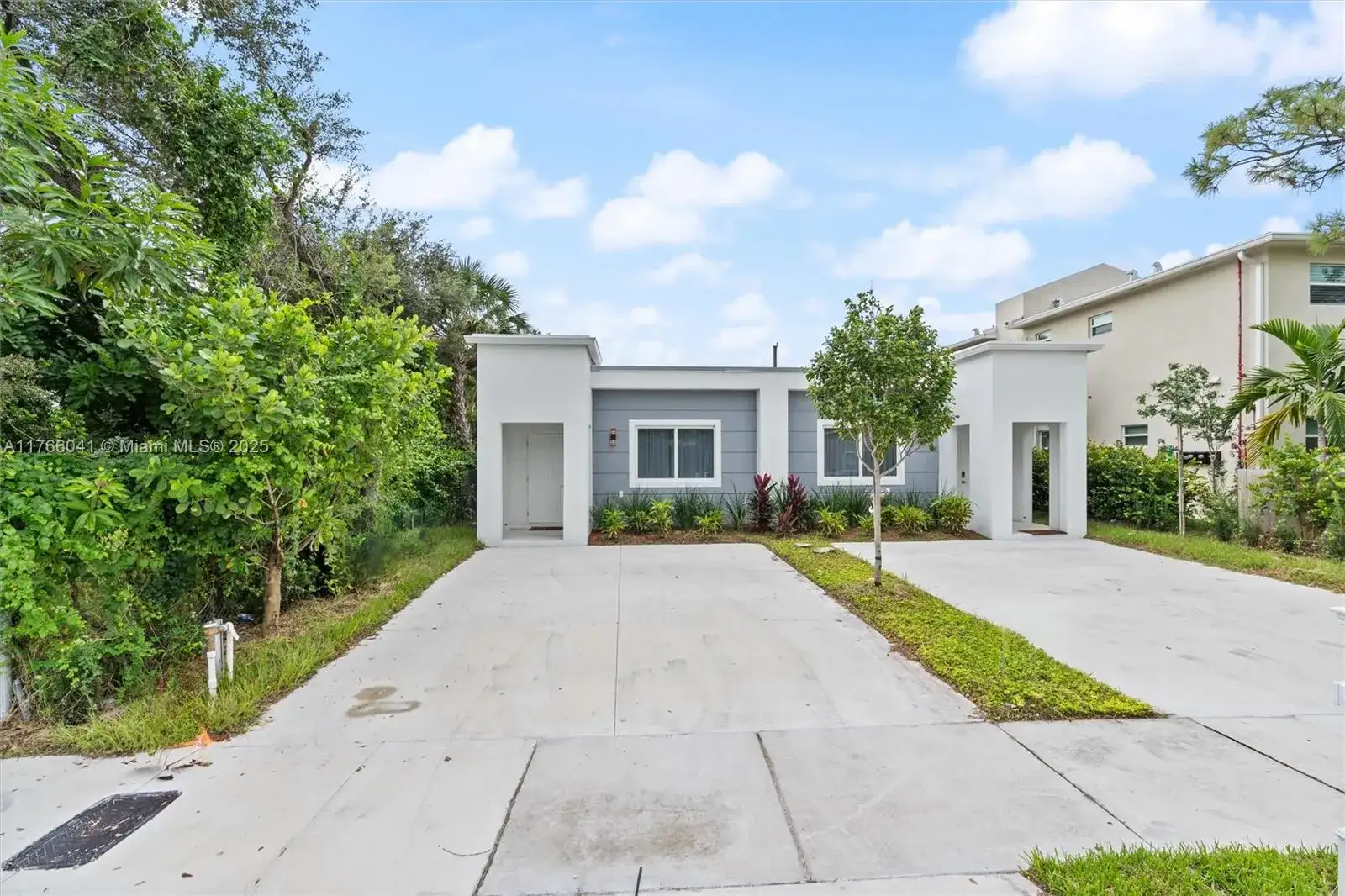 1212 NW 6th Ct, Fort Lauderdale FL 33311 photo 2