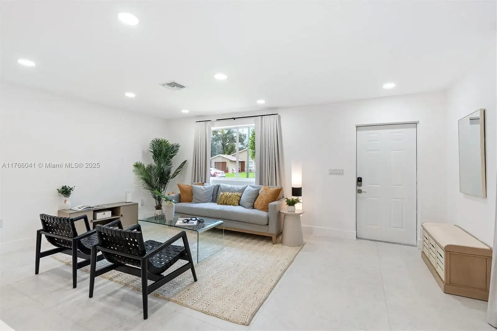 1212 NW 6th Ct, Fort Lauderdale FL 33311 photo 4