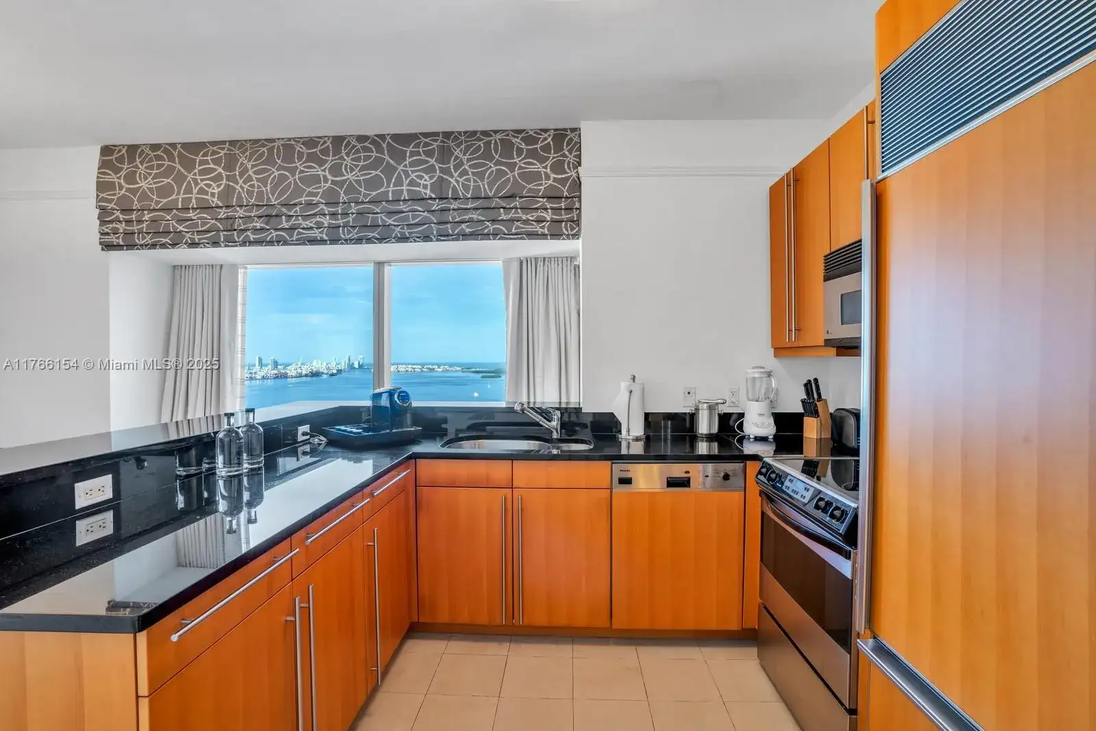 1435 Brickell Ave # 3607, Miami FL 33131 photo 5