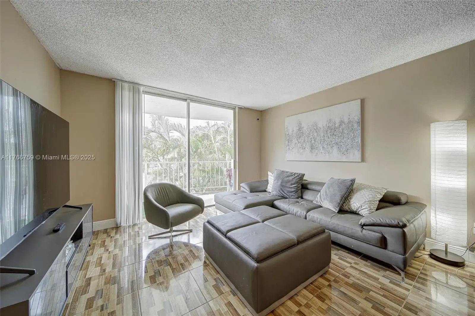 494 NW 165th St Rd # 205, Miami FL 33169 photo 4