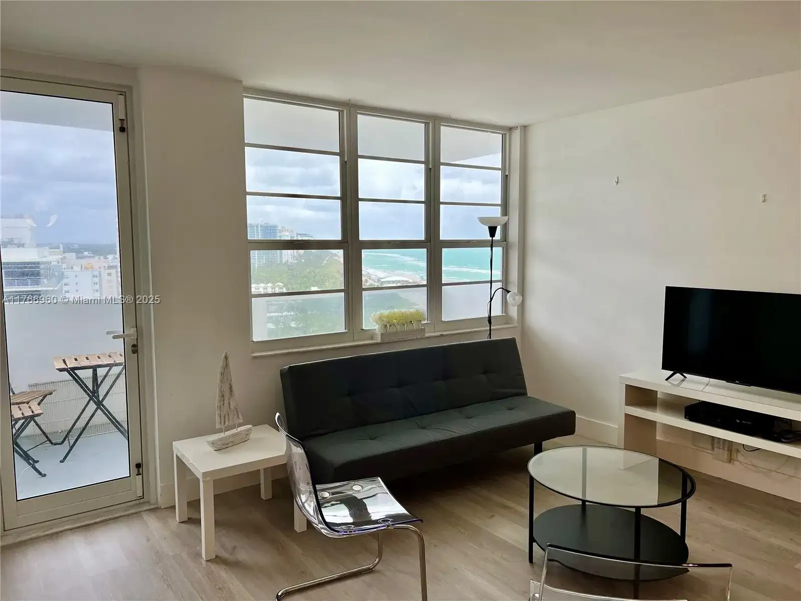 100 Lincoln Rd # 1541, Miami Beach FL 33139 photo 4