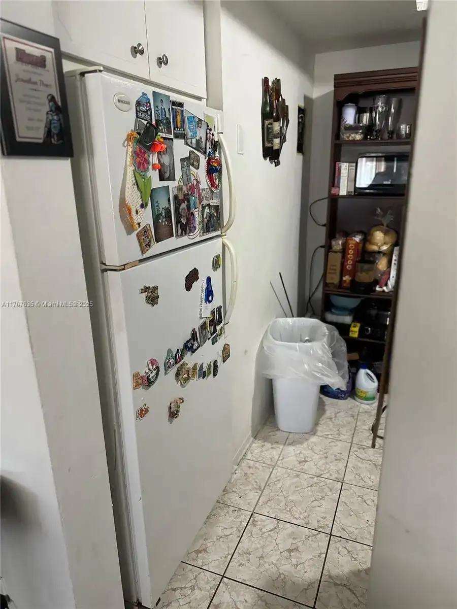 1400 NE 169th St # 215, Miami FL 33162 photo 4