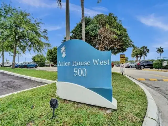500 Bayview Dr # 931, Sunny Isles Beach FL 33160 photo 3