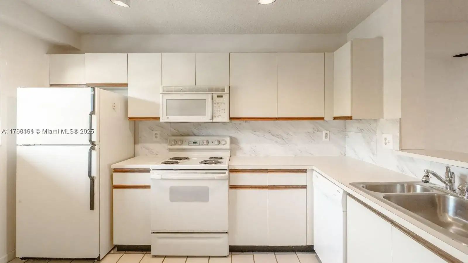 7737 NW 79th Ave # 205, Tamarac FL 33321 photo 5