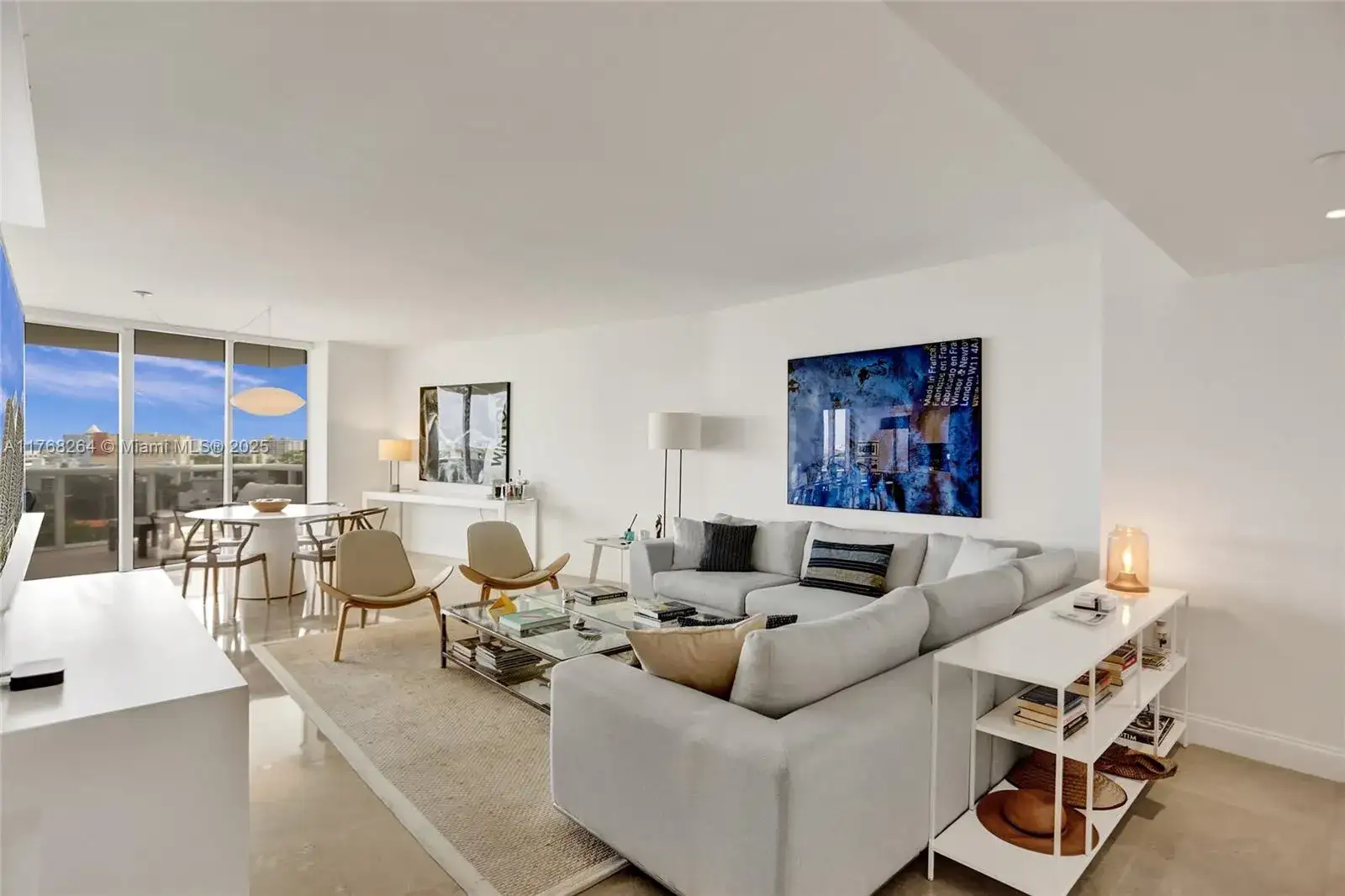 400 Alton Rd # 911, Miami Beach FL 33139 photo 2