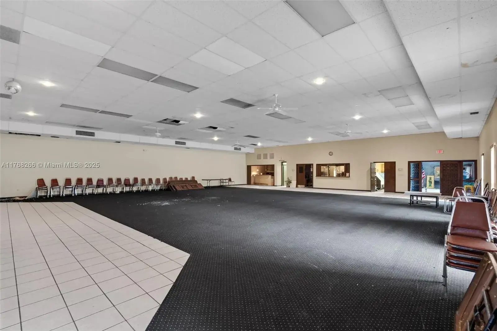 1475 NE 199th St, Miami FL 33179 photo 5