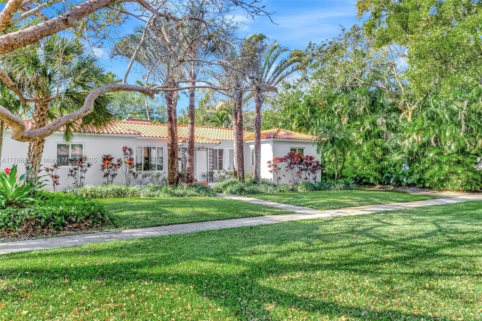 258 NE 92nd St, Miami Shores FL 33138 photo 2