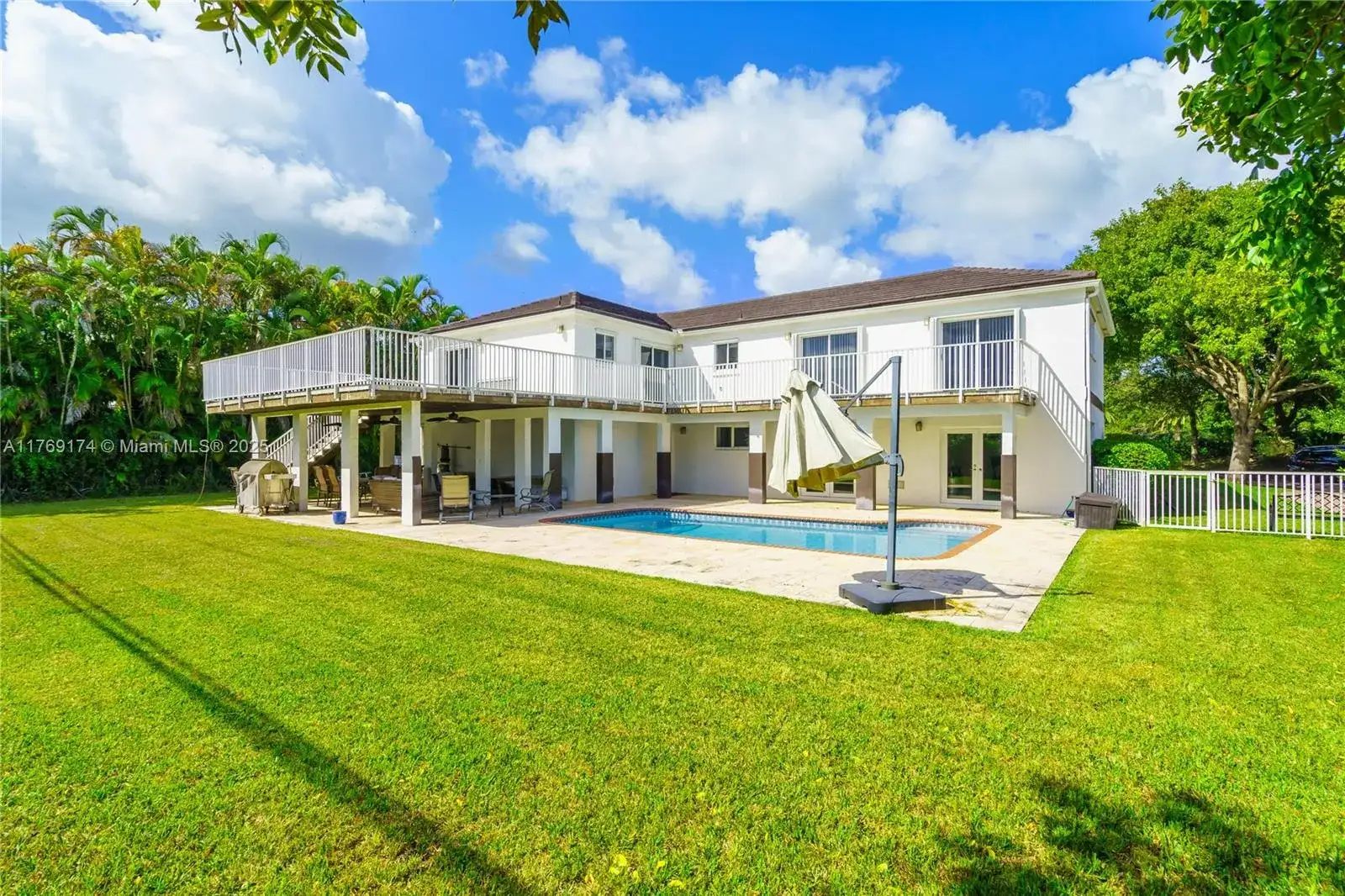 6300 SW Mitchell Drive, Coral Gables FL 33158 photo 2
