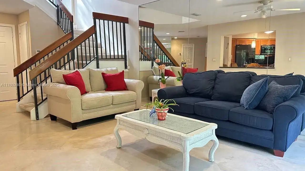3308 Old Oak Ln # 1003, Hollywood FL 33021 photo 4