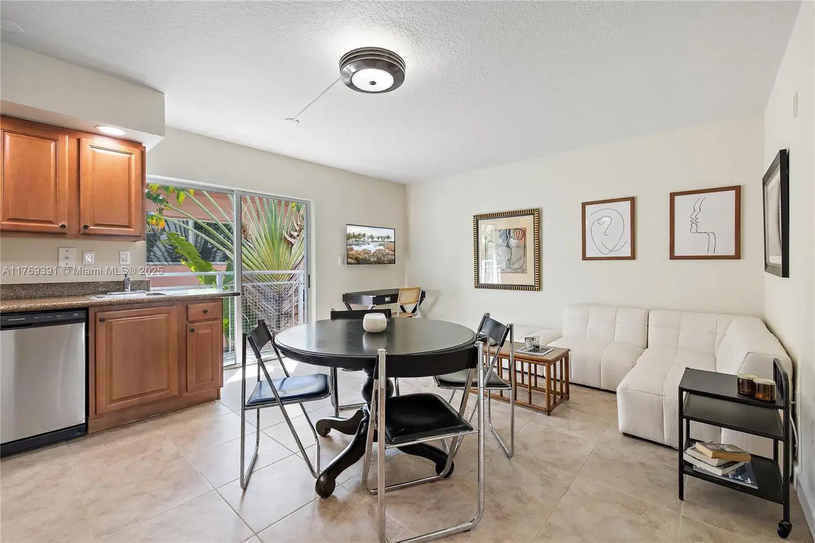 630 85th St # 110, Miami Beach FL 33141 photo 2