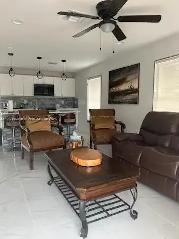 418 Winters St, West Palm Beach FL 33405 photo 2