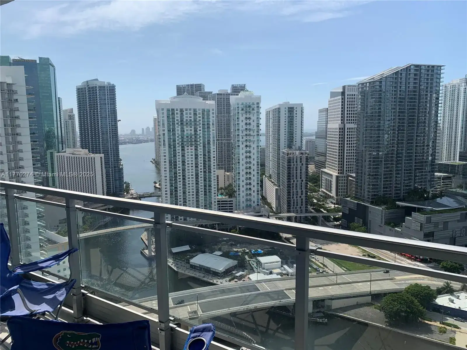 90 SW 3rd St # 3610, Miami FL 33130 photo 4