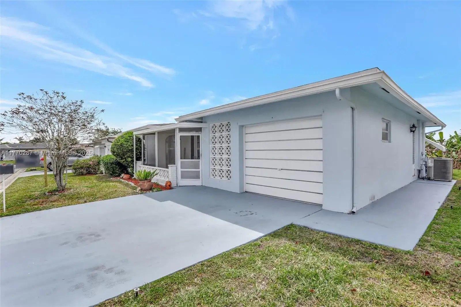 7460 NW 6th Ct, Margate FL 33063 photo 2
