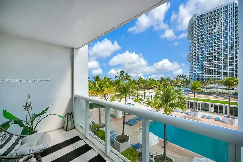 10275 Collins Ave # 312, Bal Harbour FL 33154 photo 2