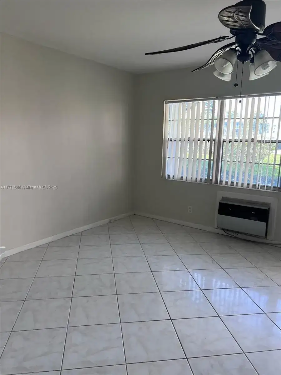 90 Fanshaw C # 90, Boca Raton FL 33434 photo 2