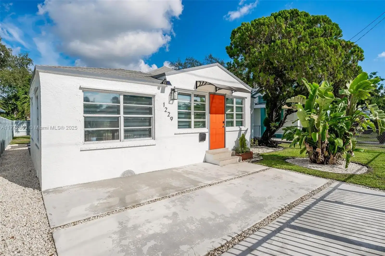 1229 NW 52nd St, Miami FL 33142 photo 3