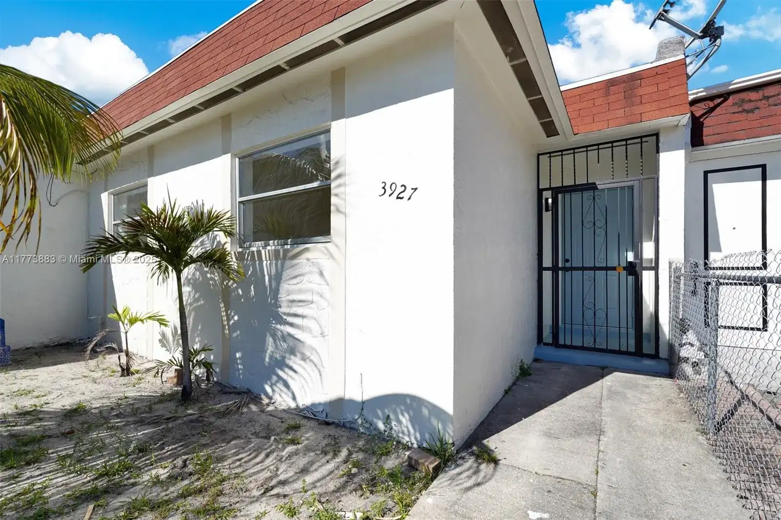 3927 NW 207th St Rd, Miami Gardens FL 33055 photo 2