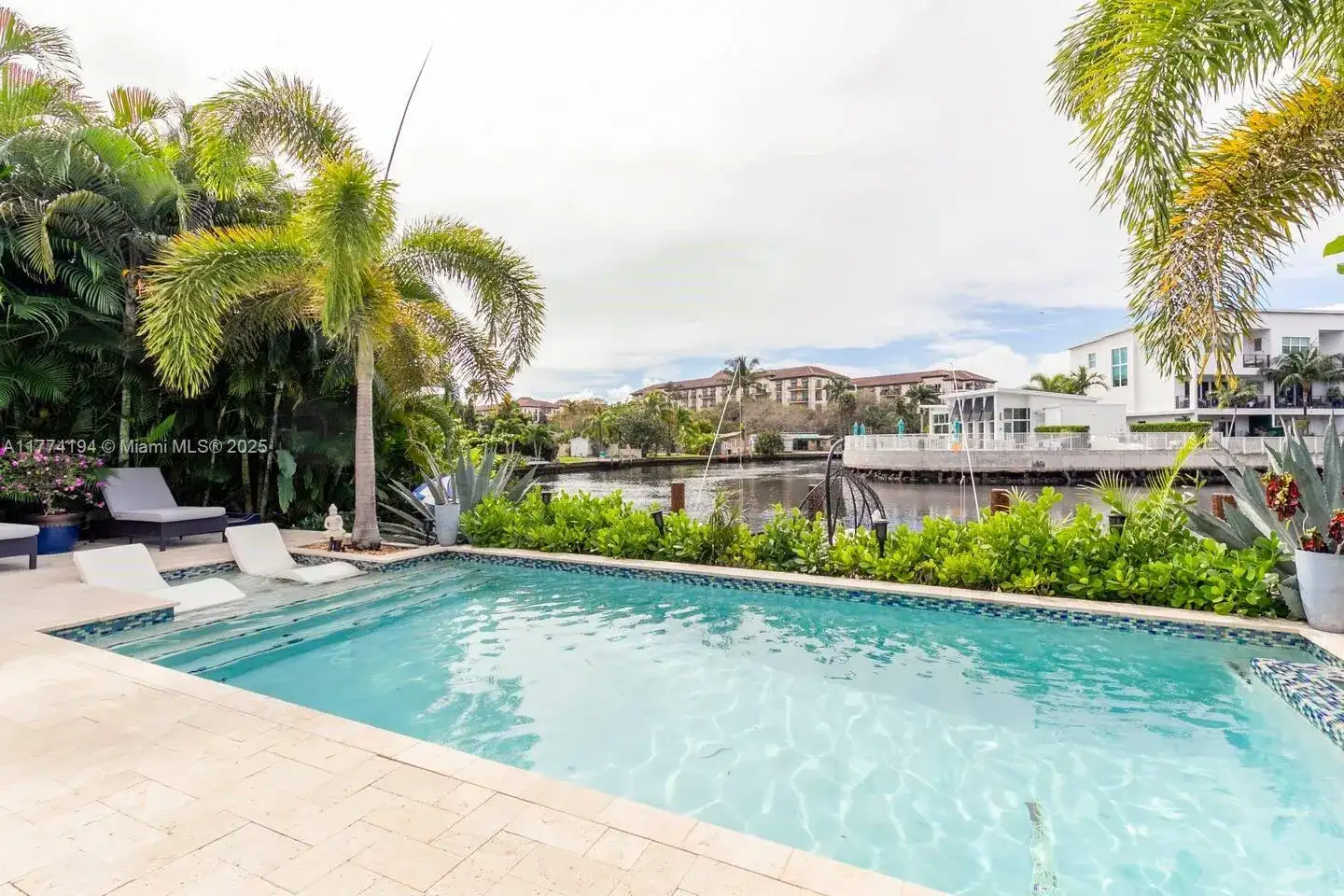 2809 NE 14th Ave # 2809, Wilton Manors FL 33334 photo 2