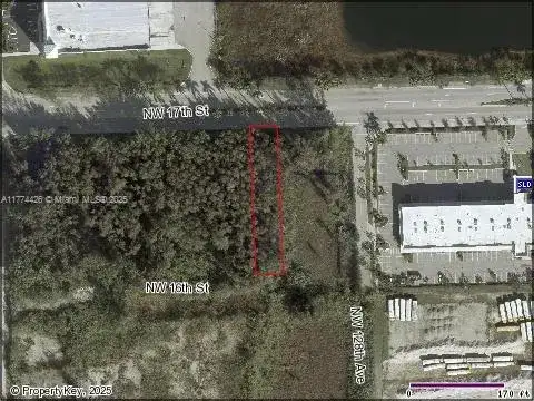 17XX NW 128 Ave, Sweetwater FL 33182 photo 2