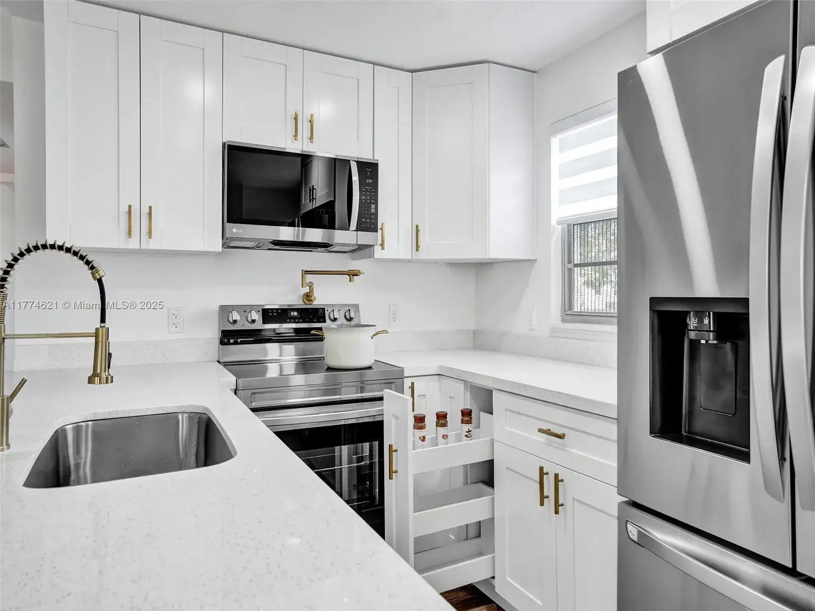 21 Prescott B # 21, Deerfield Beach FL 33442 photo 2